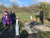 На могилі Маріуша Заруського. 5 листопада 2019 року. Фото Володимир Макуха